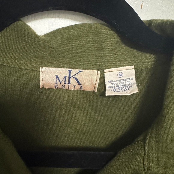 MK Knits Forest Green Sleeveless Button-Down Collared Tank - Picture 2 of 4